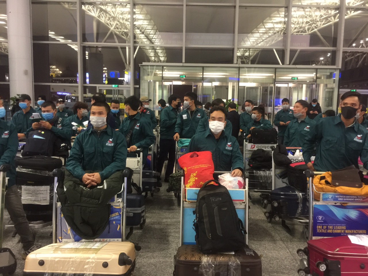 16.744 lao động đi làm việc ở nước ngoài trong tháng 10 năm 2024